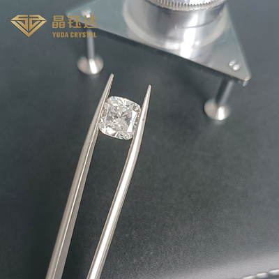 Diamanti di laboratorio a taglio rotondo creati in colore DEF