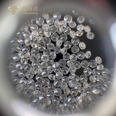 Diamanti in laboratorio di forma rotonda