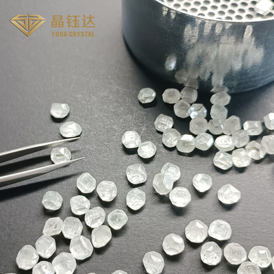 un diamante sintetico non tagliato di 3 carati dei diamanti sviluppato laboratorio di 1.5ct 2.0ct 2.5ct HPHT