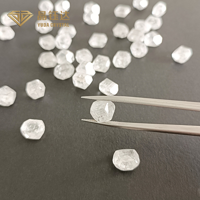 5 mm a 7 mm DEF colore grezzo HPHT forma rettangolare di diamante