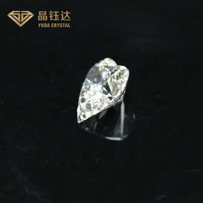 Cuori e frecce tagliati in laboratorio diamanti coltivati in collezione certificata IGI