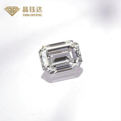 Eccellente taglio di smeraldo di forma elegante HPHT laboratorio creato diamante lucidato per anelli
